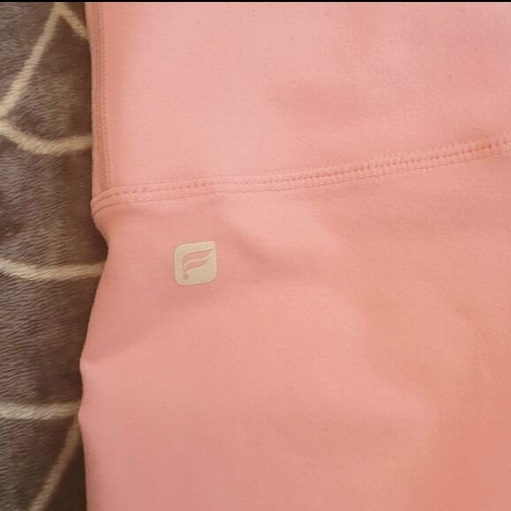 Fabletics High Rise Mesh Leggings | Peach Pink | Athletic Workout | Size M - Picture 5 of 9